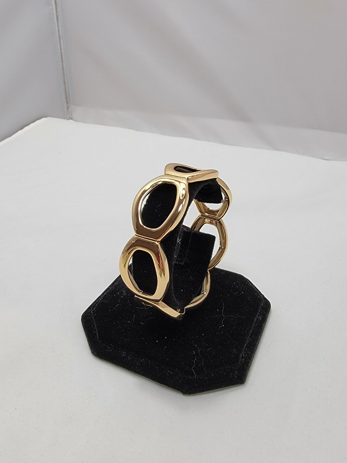 Alfani Gold-tone Open Circle Stretch Bracelet $34.50 NWT 9 inches gallery