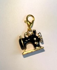 VINTAGE SEWING MACHINE Enamel Clip On Charm Stitch Marker, Zipper Pull, Keychain
