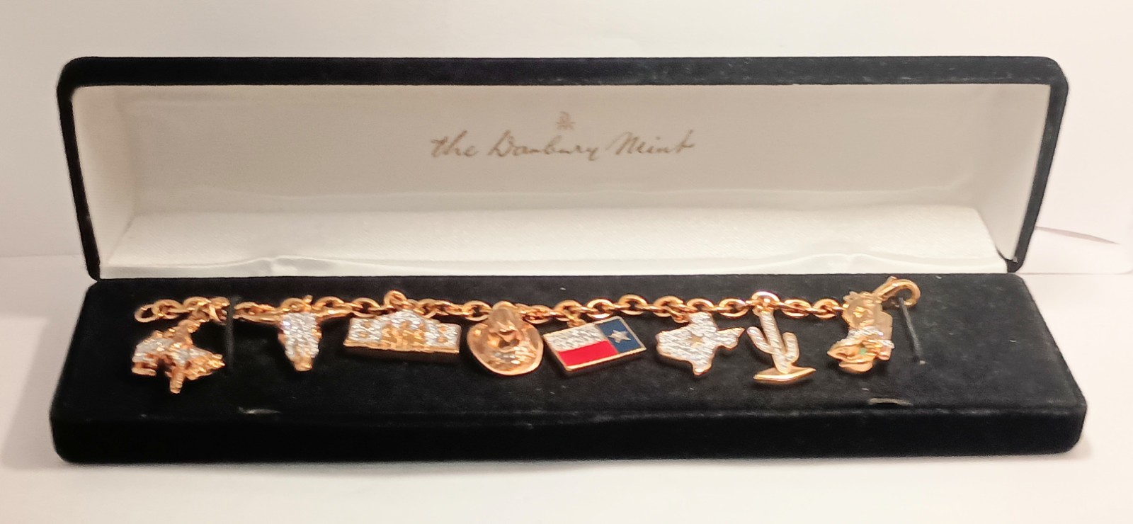 Danbury Mint Spirit Of Texas 24 kt Gold Plated 8 Rhinestone Charm Bracelet gallery