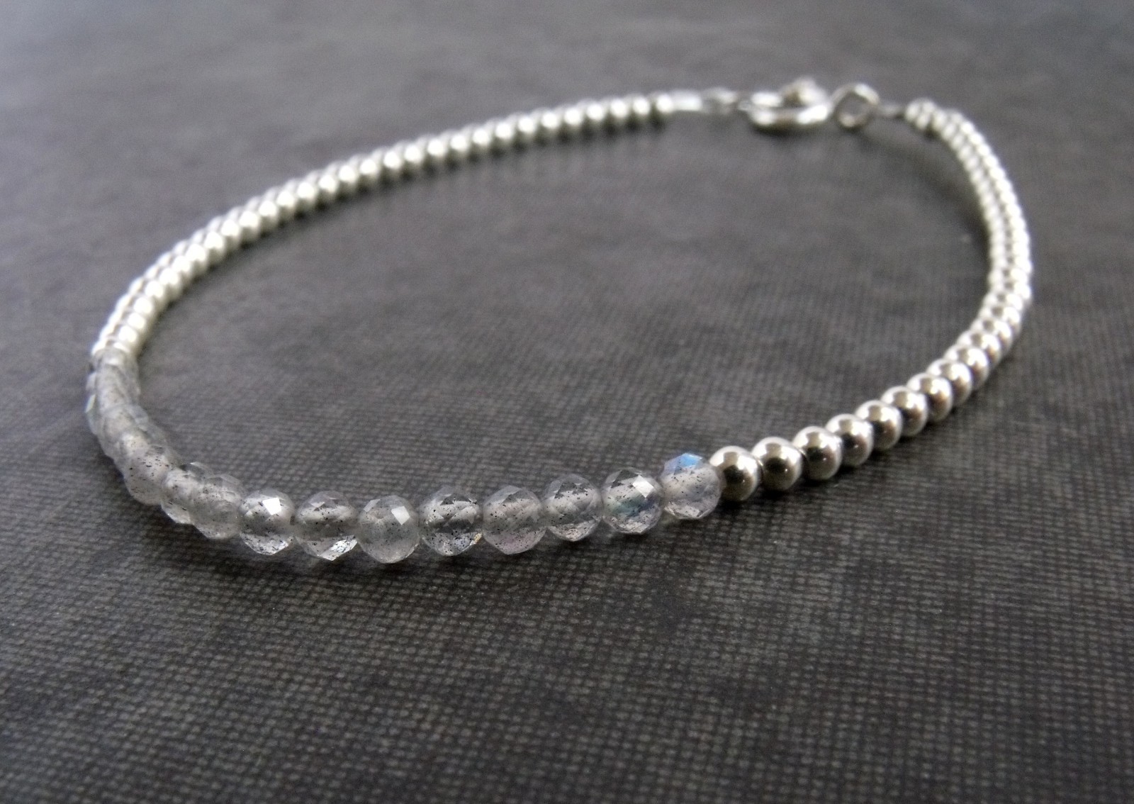 GREY LABRADORITE GEMSTONE DAINTY 8ins STERLING SILVER BRACELET-FREE UK POSTAGE gallery