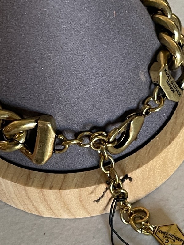 KURT GEIGER LONDON GOLD TONE EAGLE CHUNKY CHAIN BRACELET 6,5”+2” gallery