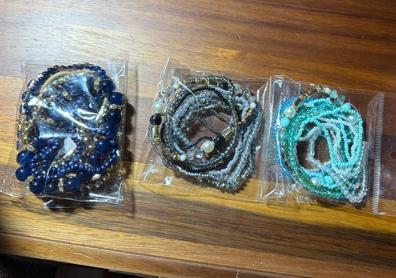 Lot of 3 beaded bracelet sets (28 Total) Navy Blue Teal Black White Fashion gallery