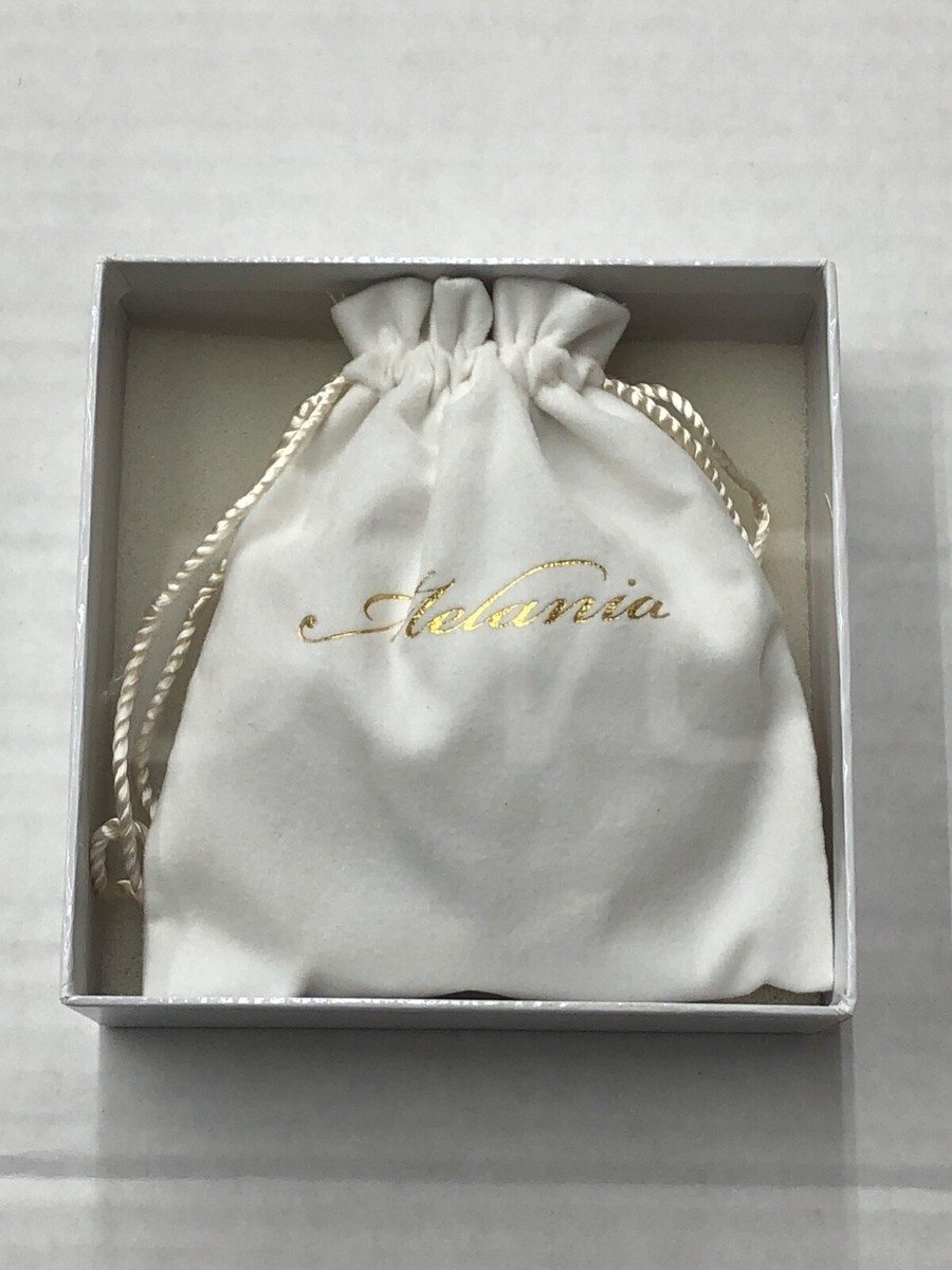 MELANIA TRUMP HIGH POLISHED GOLD TONE plated WRIST BANGLE BRACELET gallery