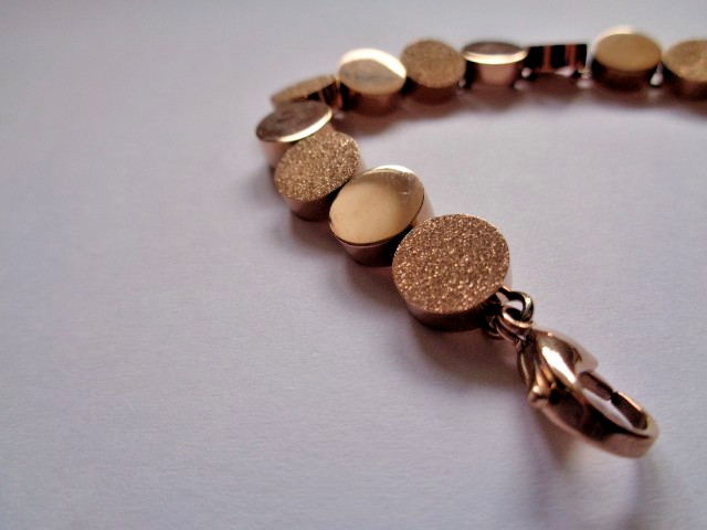 Swedish Rose Gold Plated Disk Bracelet EDBLAD Designer 8in long 36.5grams Used gallery