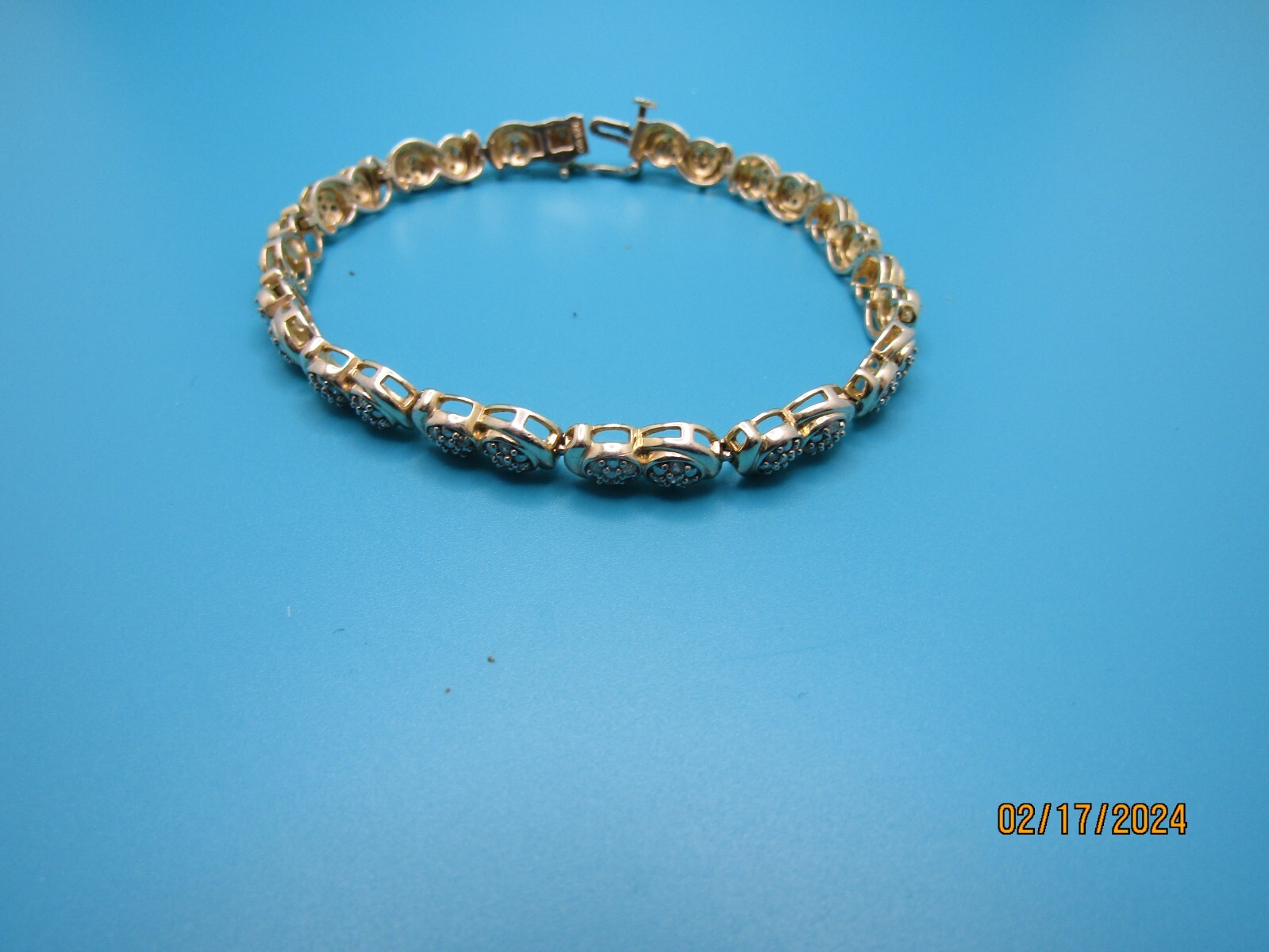 Stunning Sterling Silver Gold Tone Tennis Bracelet 7.5 CZ Stones. #080 gallery