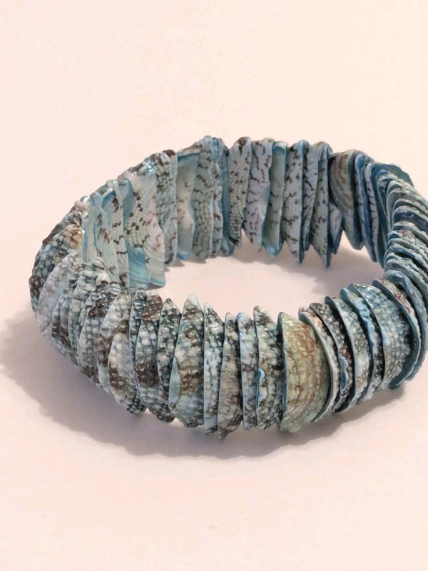 Unique Shell Blue Snake Skin Pattern Stretchy Bracelet. Size 6-7 In. BOHO/Beach. gallery