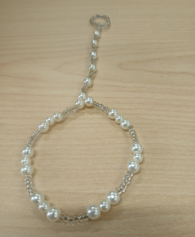 Adjustable Silver Tone Beaded Chain Bracelet w/ White Round Pearl Beads