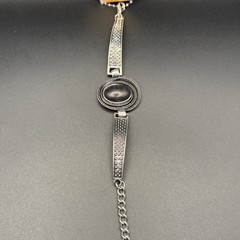 Vintage Style Silver Tone Black Oval Stone Link Bracelet Textured Metal Boho