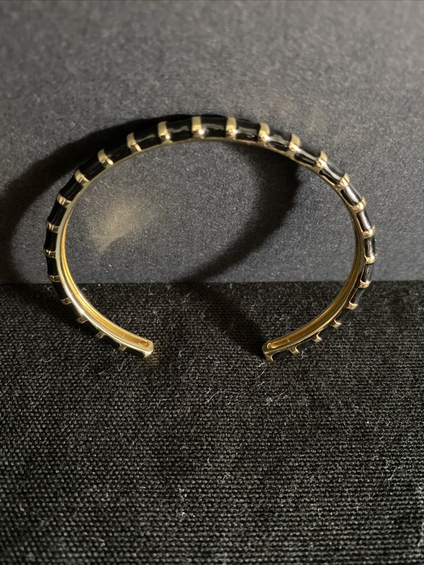 Bracelet Alexa Rae/Melania Clara Black & Goldtone w/Pouch for Storage gallery