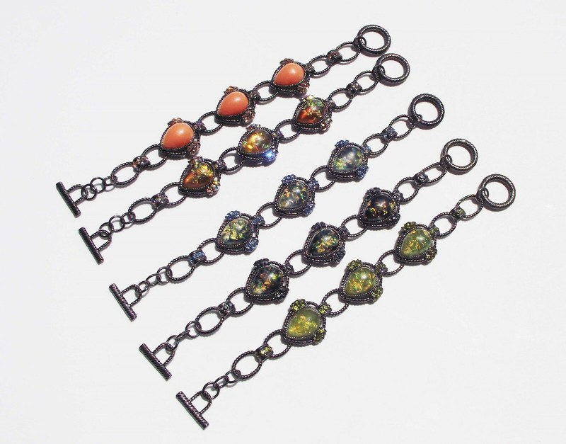 DESIGNER INSPIRED 7.5 IN BLACK BLUE GREEN GOLD ORANGE FAUX OPAL TOGGLE BRACELET gallery