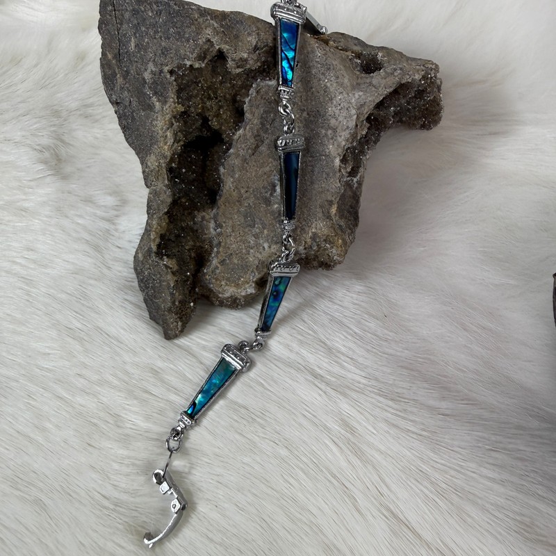 SJ Blue Abalone Shell Silver Tone Bracelet 7.25" gallery
