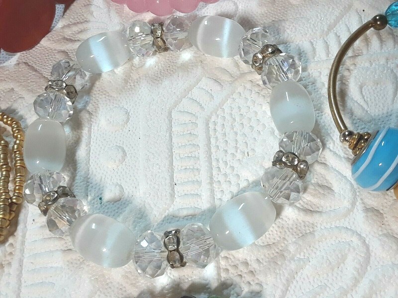 Crystal beads, blue glass, red plastic. Lot of 13 beautiful bracelets. gallery