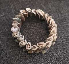 Natural Sliced Conch Shell Stretch Bracelet Bangle Boho Beach Coastal Cruise