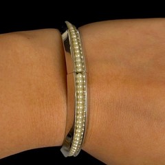 RARE vintage Whiting and davis faux pearl cuff bracelet