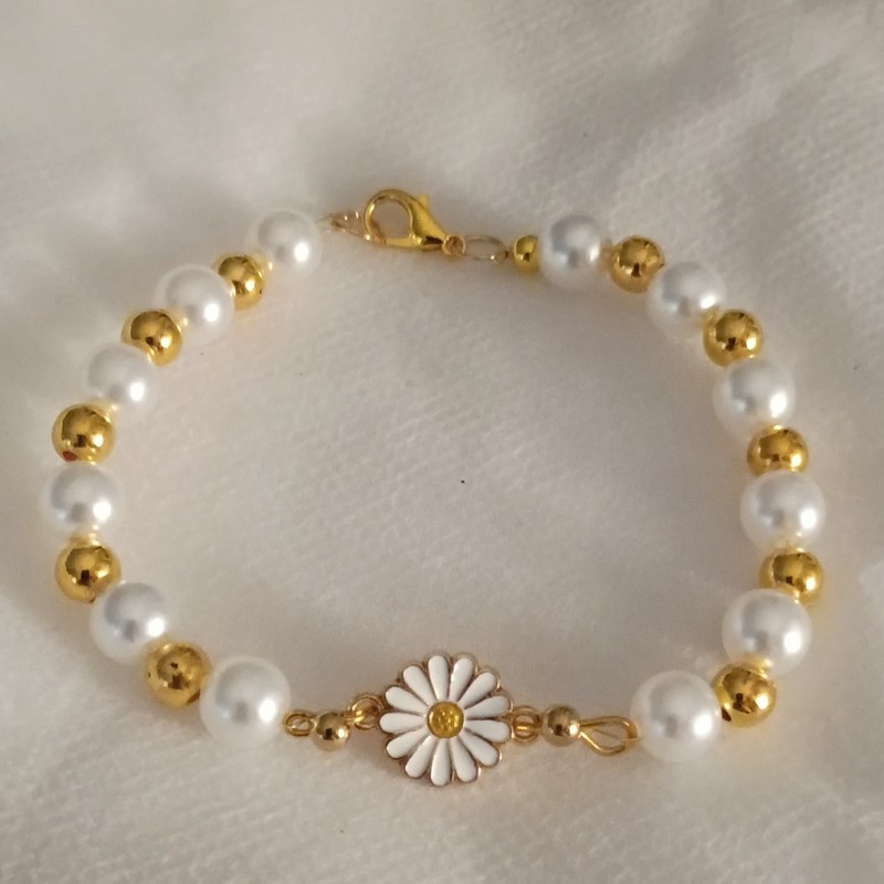 Gold White Beaded Bracelet Flower Charm Lobster Claw Closure Stackable Jewelry gallery