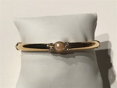 Vintage Rare MONET Jewelry Bangle 22k Gold Plated Swarovski Crystals Faux Pearls