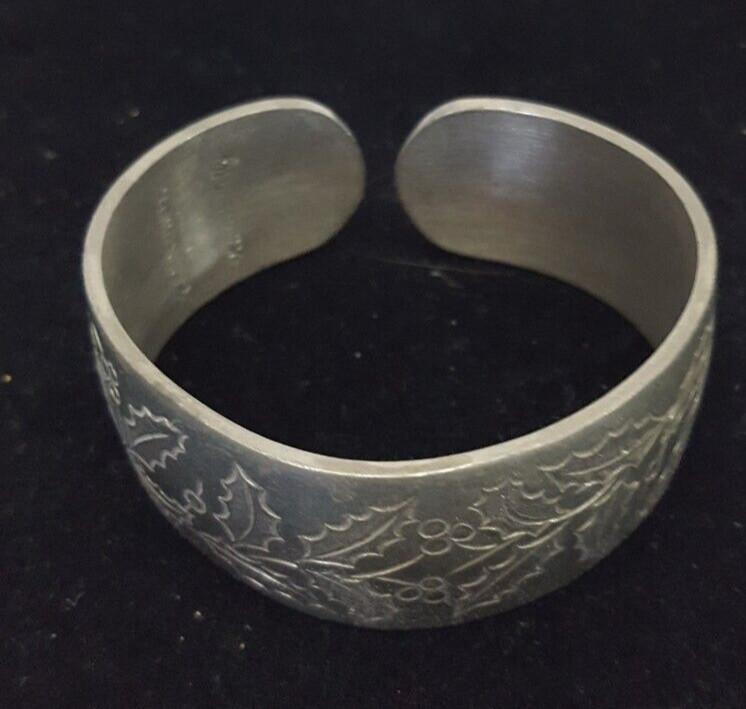 Kirk Stieff Winter Holly Pewter Adjustable Cuff Bracelet Christmas Holiday gallery