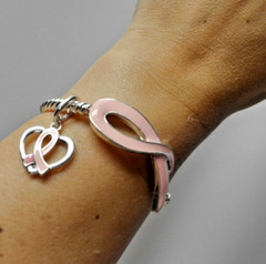 Pink Ribbon BREAST CANCER AWARENESS Enamel Heart Charm Stretch Bracelet NWT