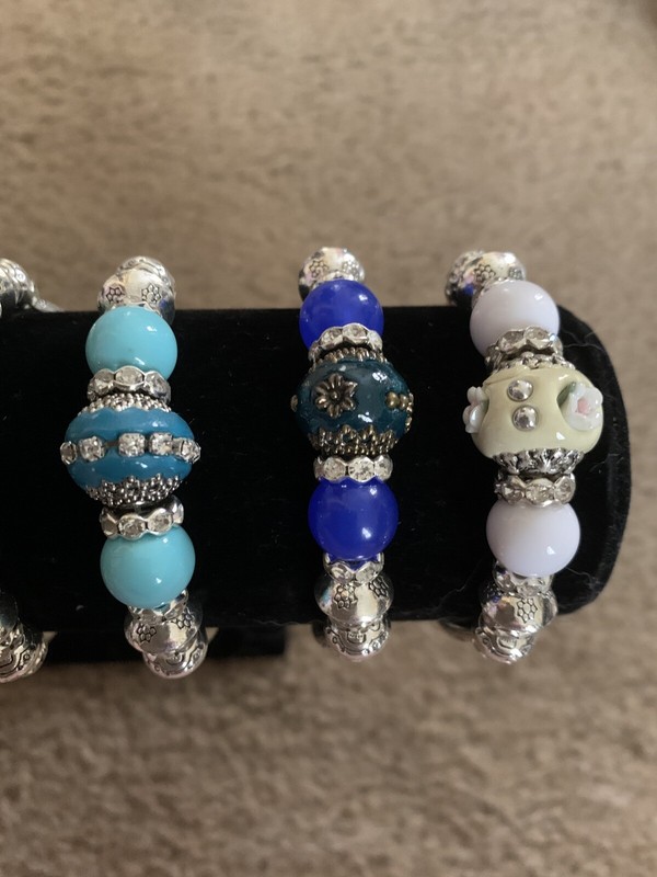 Pick A Color Red, Pink, Orange, Green, Blue, White Stretchy Charm Bracelet gallery