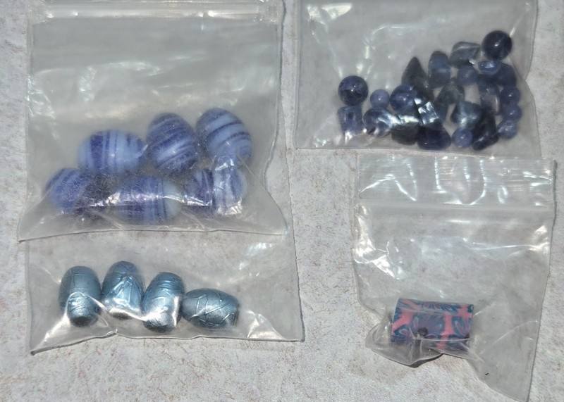 Lot of Blue Glass Stone & Misc Beads - 100+ Beads - See Photos gallery