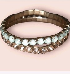 Set of 2 Beautiful Vintage Rhinestone Stretch Bracelets