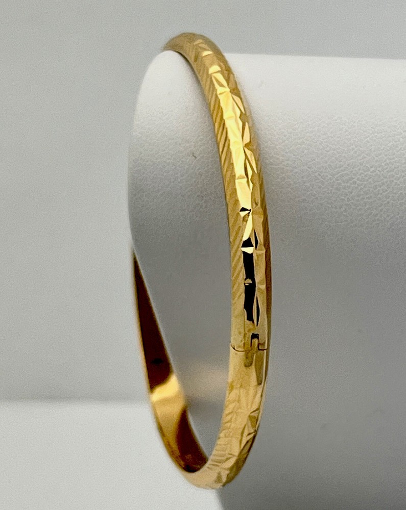 DaneCraft 24KT Gold Over 925 Sterling Silver Etched Hinged Bangle Bracelet 7”1/4