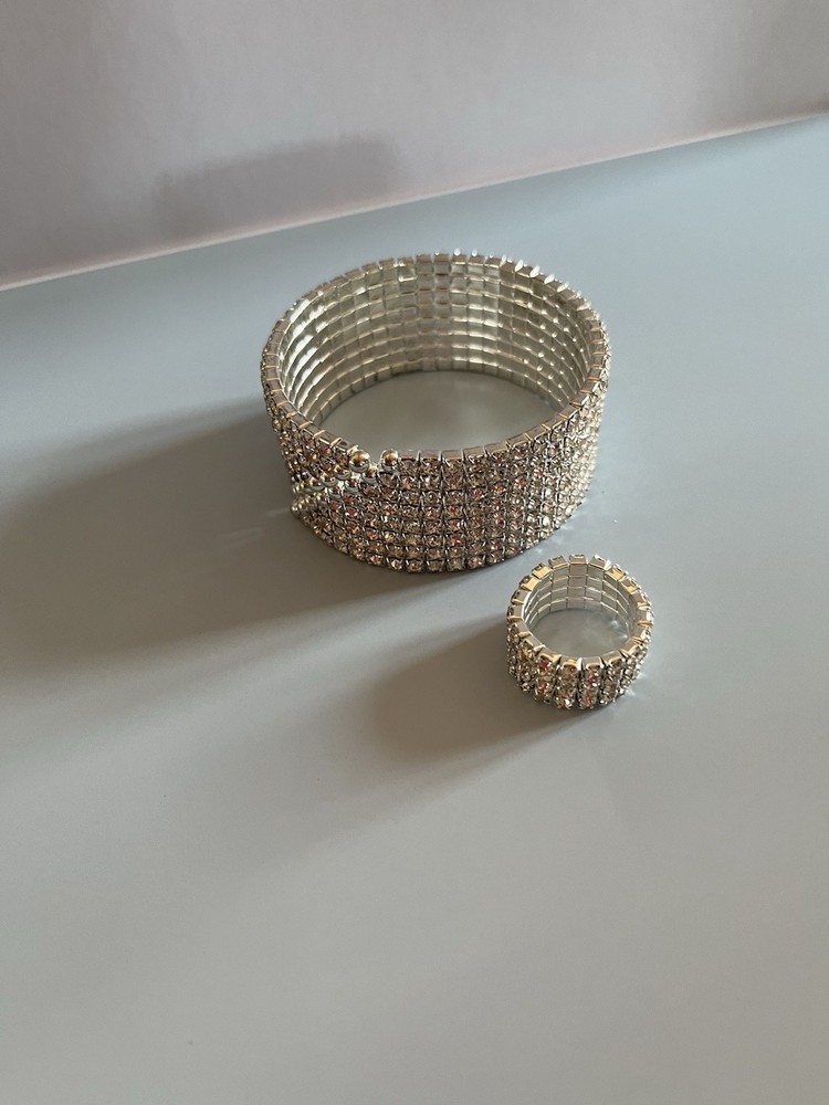 Sparkling Bracelet And Ring Adjustable To Your Wrist And Finger