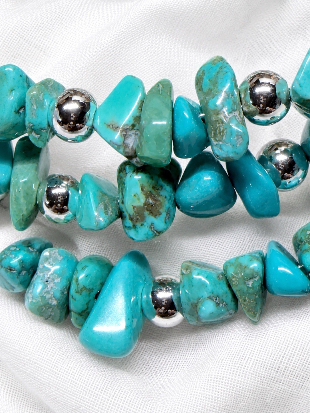 REIMAGINED Blue Howlite Memory Wire Bracelet 3 Coil W/ Flower Charm gallery