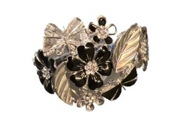 Sparkly Black And Silver Hinged Bracelet Costume Jewelry
