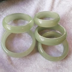Natural Jade Dongling Jade Bean Green Jade Bracelet Exquisite and Elegant