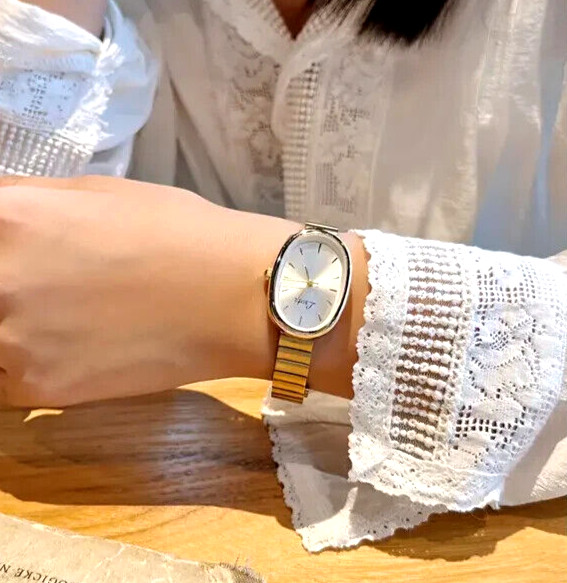 Luxury Golden Timepiece Stainless Steel Strap Vintage Quartz Movement Women Gift gallery