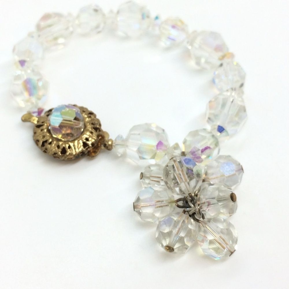 VINTAGE AURORA BOREALIS AB BEAD BRACELET BEADED CRYSTAL DANGLE GOLD TONE CLASP