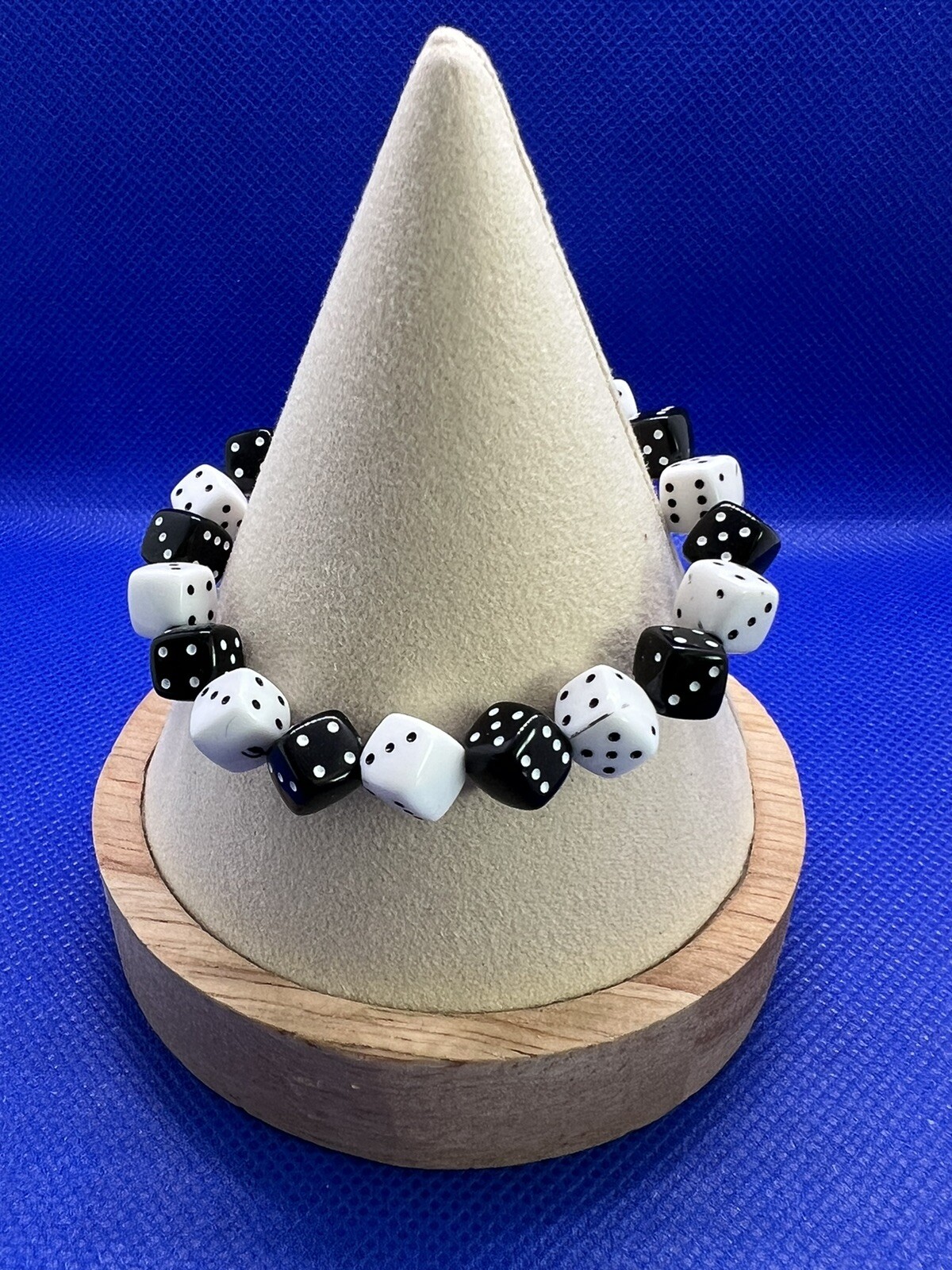 Dice Bracelet Beaded Stretch Small White Black Dice Charms Casino Games Jewelry gallery