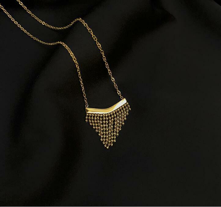 Woman 18K Gold Plated Stainless Steel Beads Tassel Triangle Charm Chain Choker