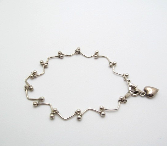 Vintage Silver Tone Ball Curved Link w/ Sterling Silver Heart Tag Charm Bracelet gallery