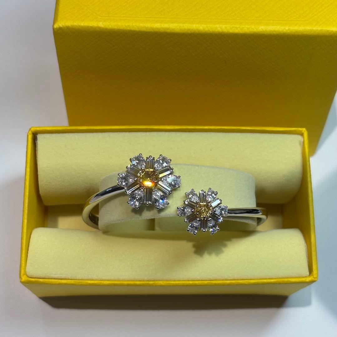 Swarovski Flower Chandelier Bangle Bracelet Not specified Used gallery