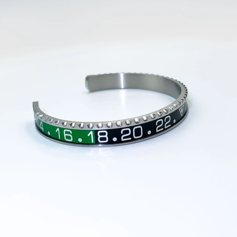 Men and Women Stainless Steel Personality Bracelets Digital Speedometer Bracelet gallery