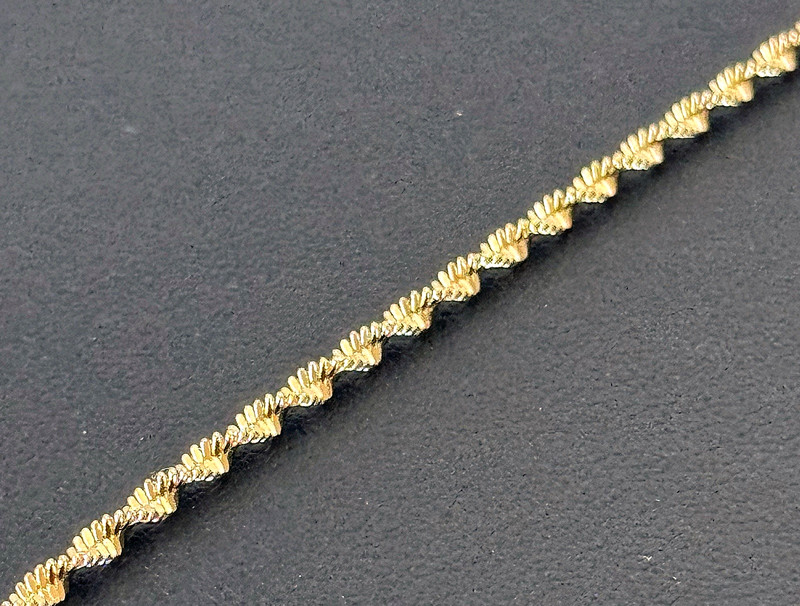 2mm Twisted Singapore Bracelet 7 Inch Rich Gold Tone Unisex Minimalist Chain gallery