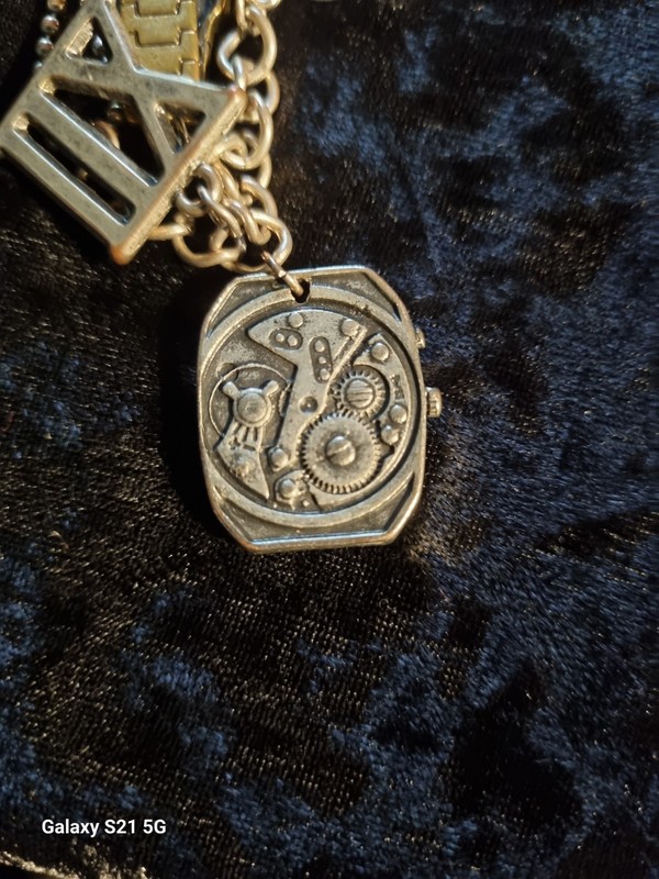 Timepiece Charms Steampunk + IIX charm gallery