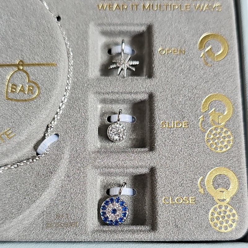 BNIB TKMAXX CHARM BAR 6 INTERCHANGEABLE CRYSTAL CHARMS & BRACELET EVIL EYE HAMSA gallery