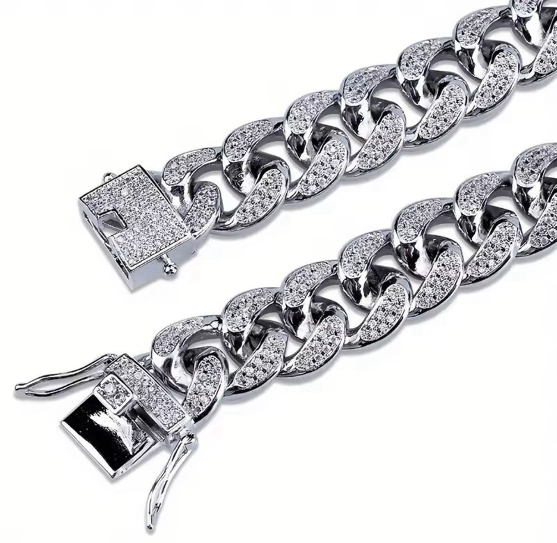 Iced Out Cuban Chain Link Bracelet 7in silver color Unisex gallery