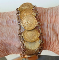 Vintage Cinco Centavo Coin Bracelet, Silver Tone 1973 Great Condition W Clasp
