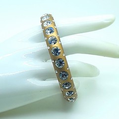 vintage metal gold round Lucite acrylic clear rhinestone fashion bangle bracelet