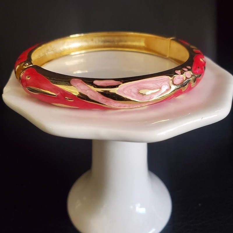 Vintage Pink and Red Enamel Gold Tone Hinged Bangle Bracelet Floral Abstract gallery