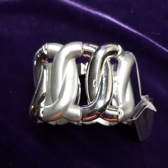 Silver Tone Acrylic Large Fashion Jewelry Bracelet, Lead & Nickel Free, with tag