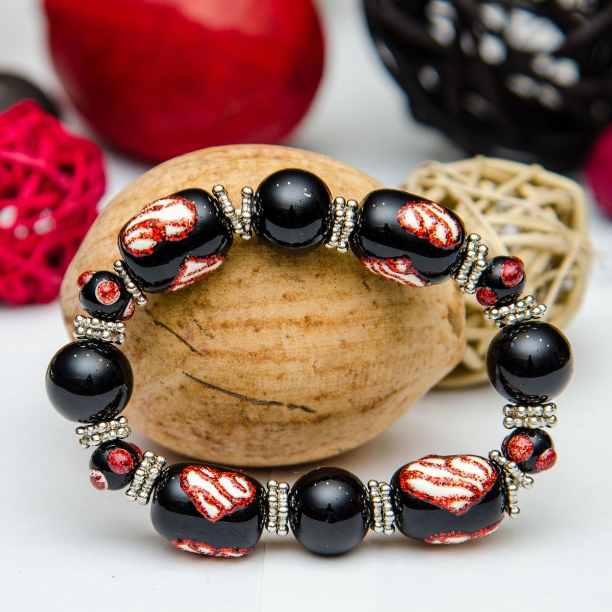 Heart Bracelet Black White Black Unique Beaded Stretch Bracelet for Women gallery