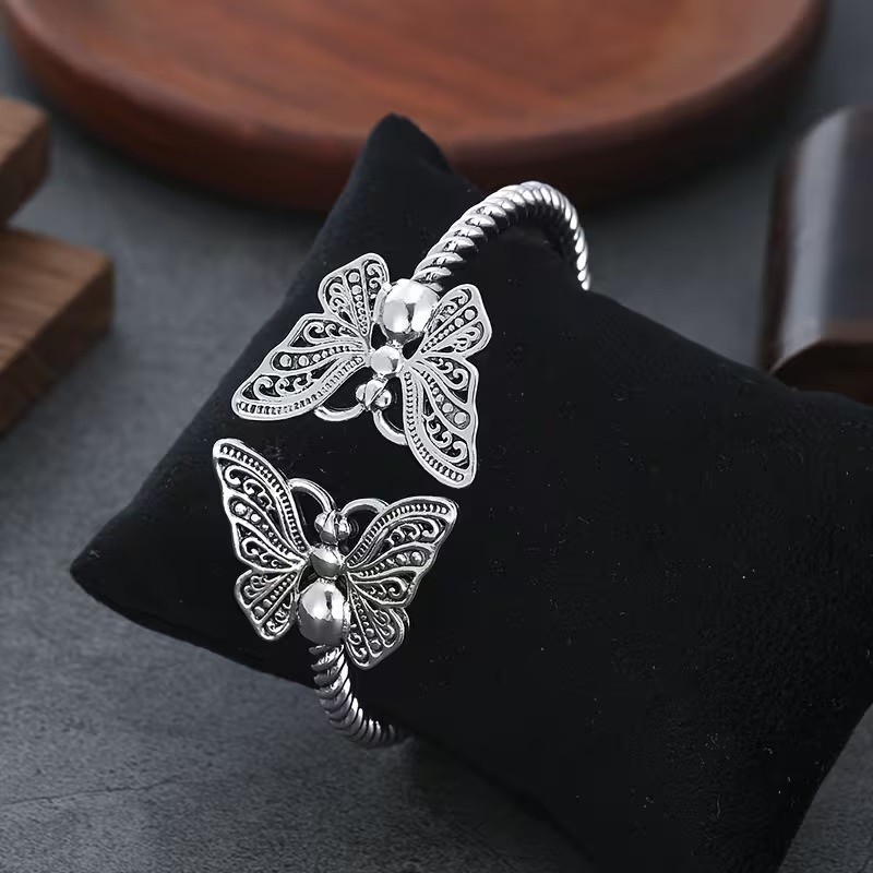 Elegant 925 Sterling Silver Butterfly Unique Wristband Bracelet Bangle Cuff gallery
