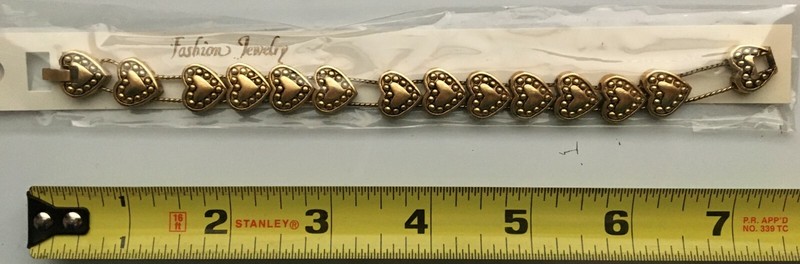 Hearts Slide Charm Bracelet VTG Gold Tone w/ 12 Heart Slider Charms NOS gallery