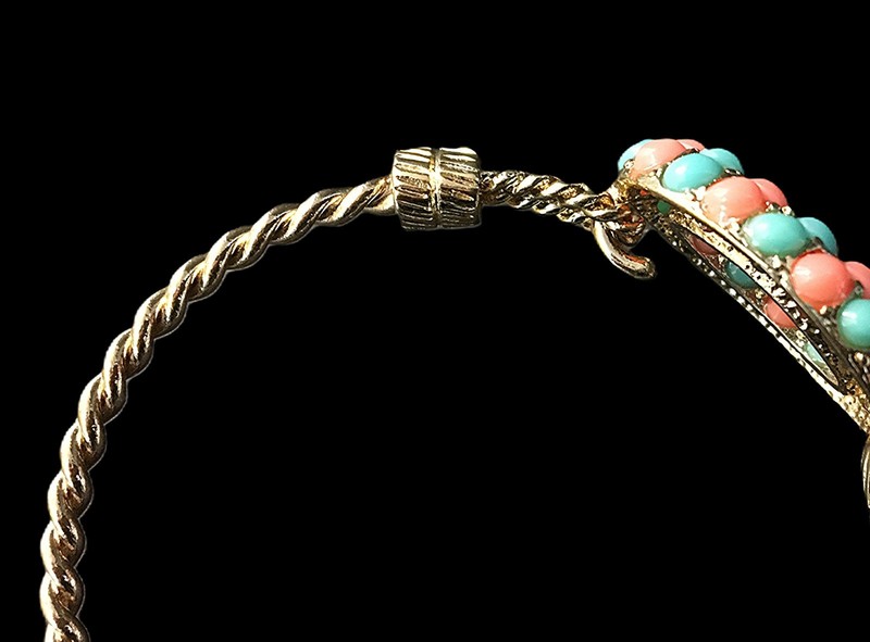 Lot of 2 Bangle Bracelets Rhinestone Starfish Coral Teal And Coral Enamel VTG gallery