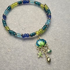 Sea Glass Inspired Blue & Green Glass Beaded Bracelet, Beach Shell Dangles